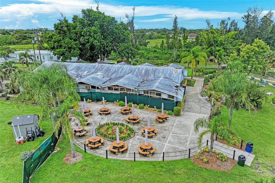 Community amenities in , North Port (Image 45).