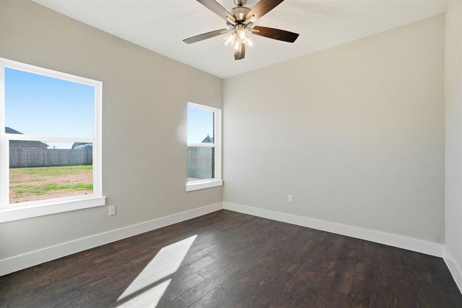 Spacious, unfurnished interior of a new home in , Abilene (Image 23).