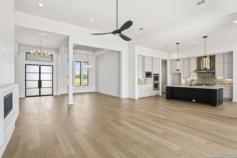 Spacious, unfurnished interior of a new home in George's Ranch, Boerne (Image 31). Spacious, unfurnished interior of a new home in George's Ranch, Boerne (Image 31).