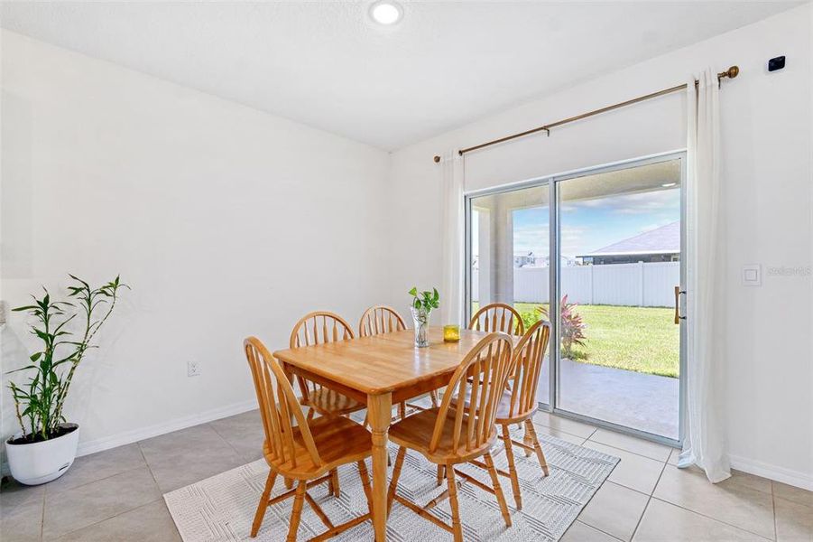 Furnished interior view inside a new home in , Wesley Chapel (Image 13).