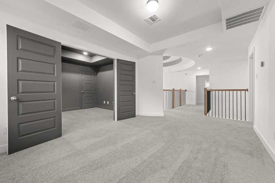 Representative image. Features, specifications, selections and colors may vary. Representative image. Features, specifications, selections and colors may vary.