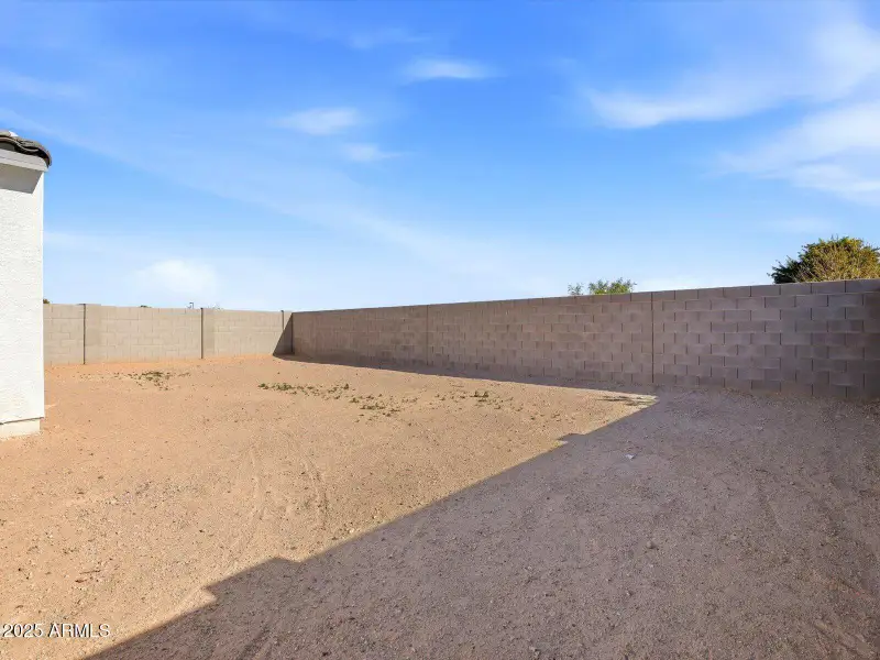 25-84c913c2-0333-424e-821e-ec913cb4205e