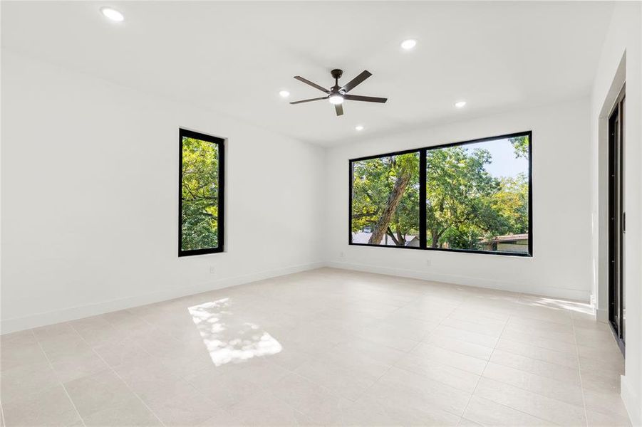 Spacious, unfurnished interior of a new home in , Dallas (Image 29). Spacious, unfurnished interior of a new home in , Dallas (Image 29).