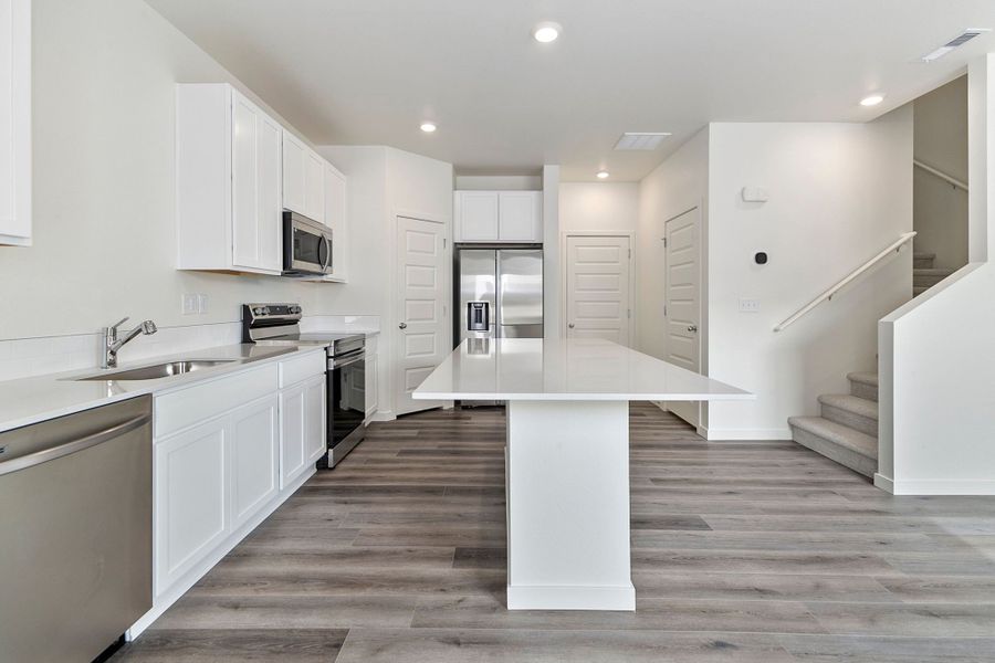 812 - Silvercliff Townhome Kitchen