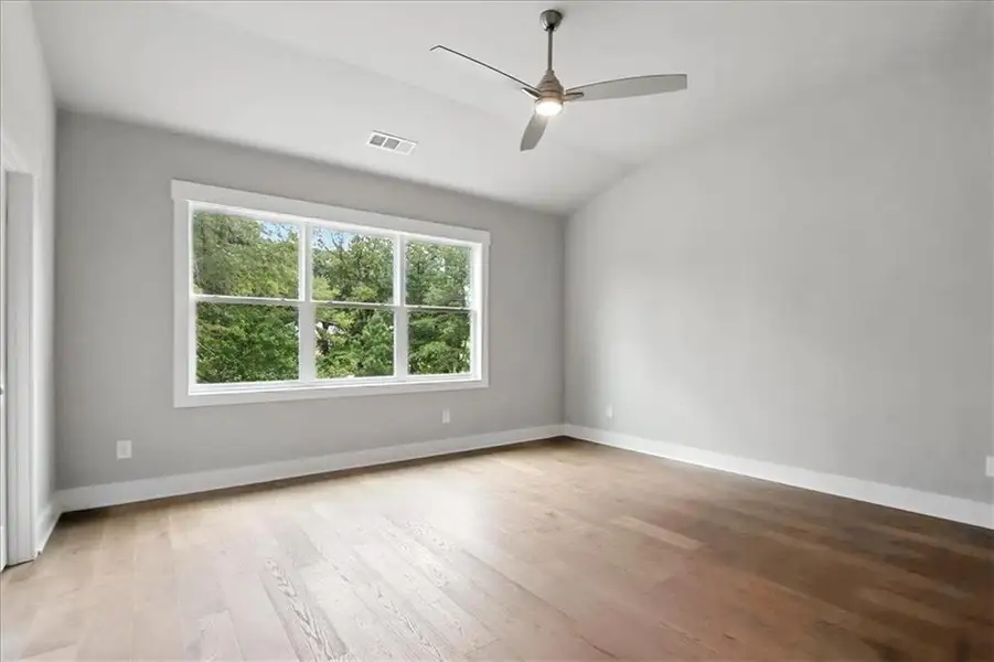 Spacious, unfurnished interior of a new home in Old Town Estates, Dacula (Image 22).