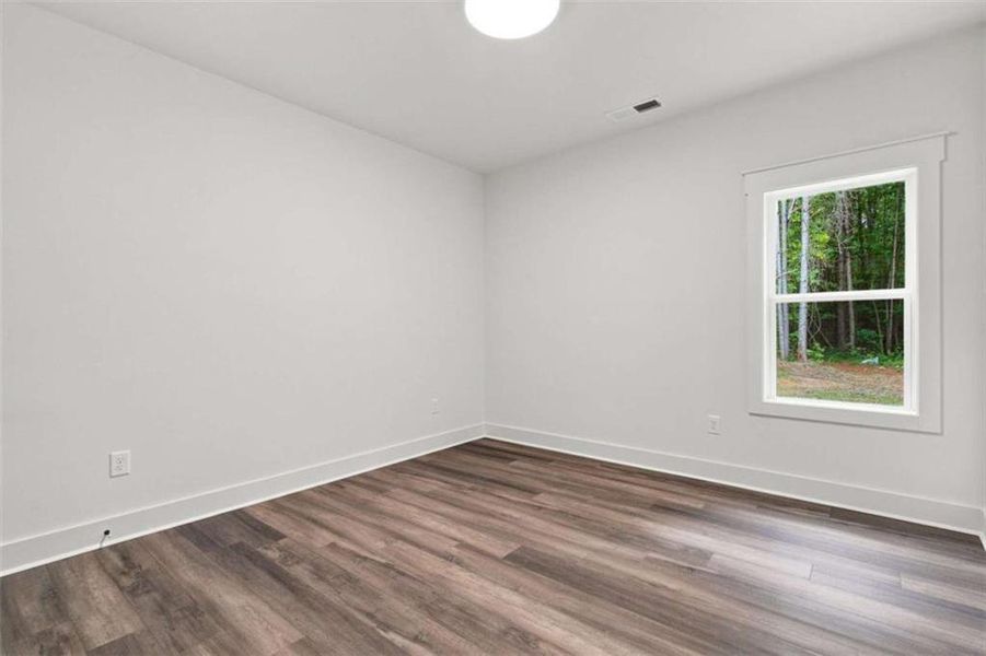 Spacious, unfurnished interior of a new home in , Talking Rock (Image 41).