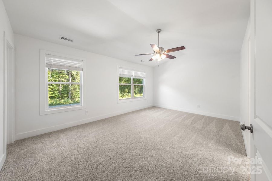 Spacious, unfurnished interior of a new home in , Mooresville (Image 18).