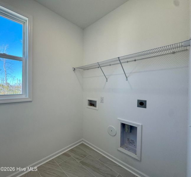 Spacious, unfurnished interior of a new home in Terrapin, Leland (Image 54).