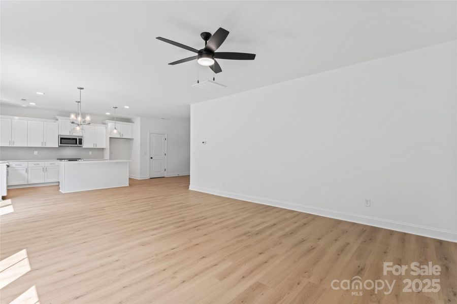 Image 27 of a home in .