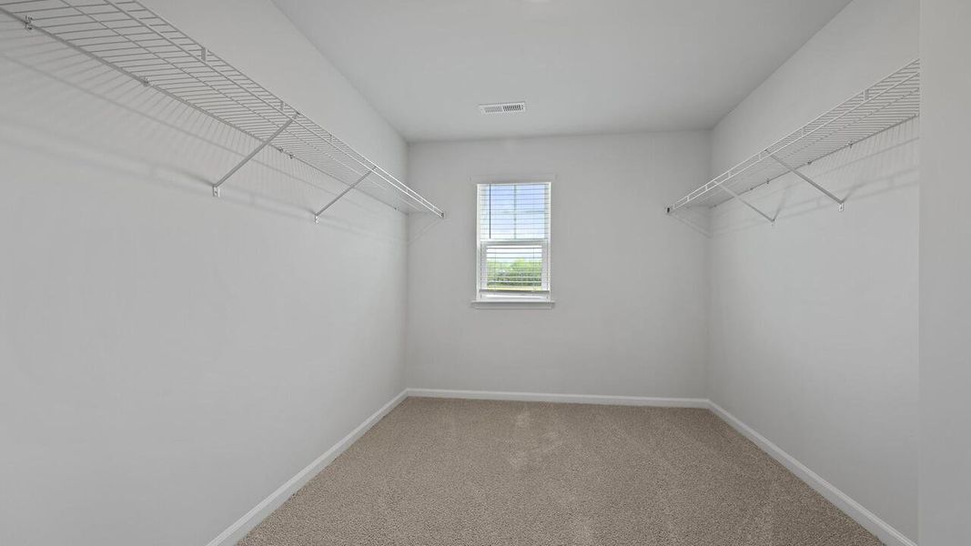 Spacious, unfurnished interior of a new home in Lakeview at Kitfield, Moncks Corner (Image 15).