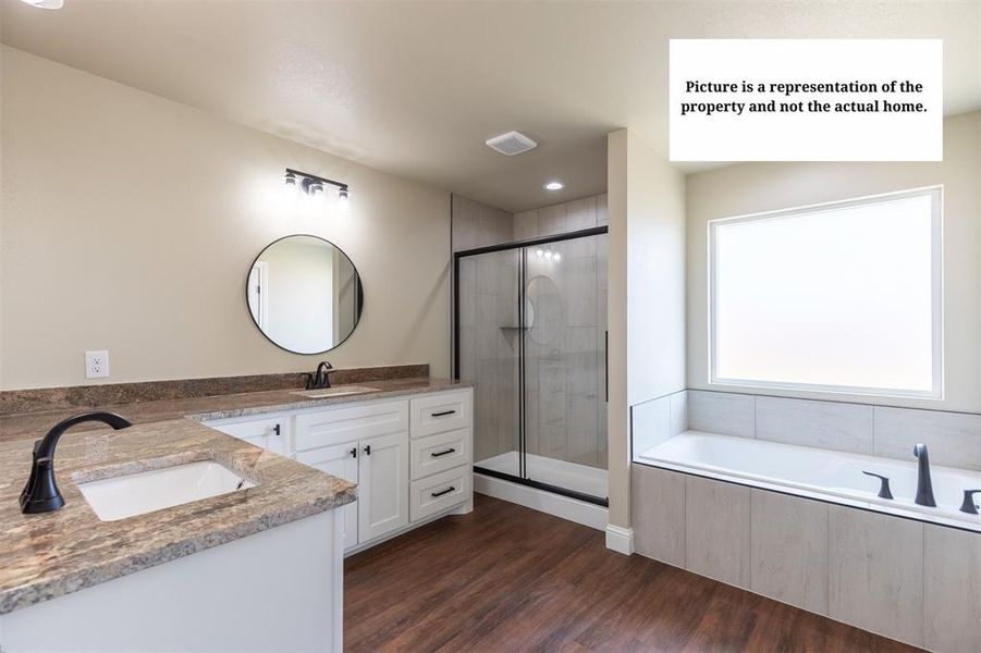 Furnished interior view inside a new home in , Abilene (Image 4).