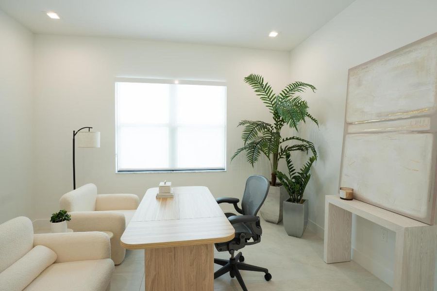 EDGE-LIVING-08 EDGE-LIVING-08