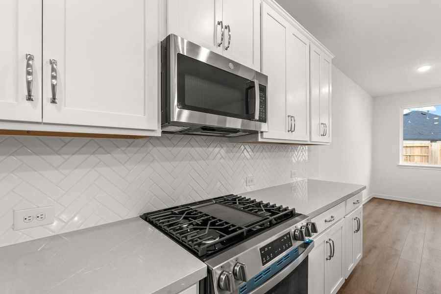 Note: Sample product photo. Actual exterior and interior selections may vary by homesite. Photo may be virtually staged Note: Sample product photo. Actual exterior and interior selections may vary by homesite. Photo may be virtually staged