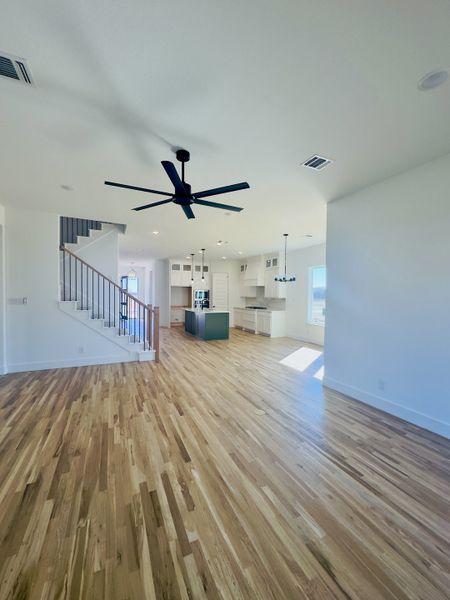 Spacious, unfurnished interior of a new home in Lakes of River Trails, Fort Worth (Image 5). Spacious, unfurnished interior of a new home in Lakes of River Trails, Fort Worth (Image 5).