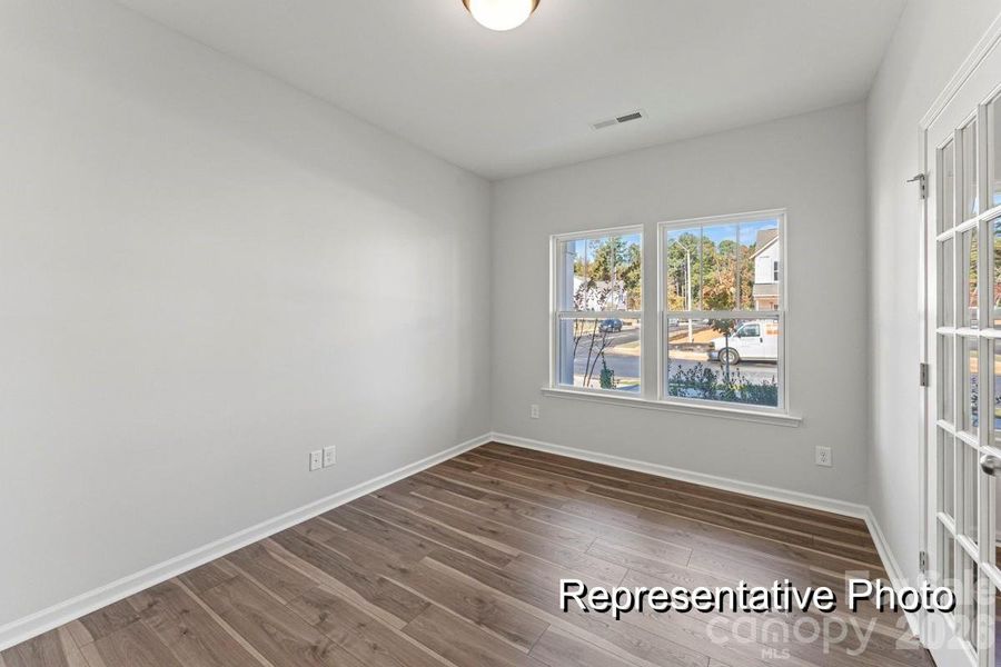 Spacious, unfurnished interior of a new home in Huntington Hills, Lincolnton (Image 15).