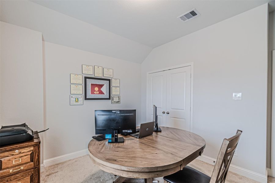 Furnished interior view inside a new home in Bridgeland: Heritage Collection, Cypress (Image 38). Furnished interior view inside a new home in Bridgeland: Heritage Collection, Cypress (Image 38).