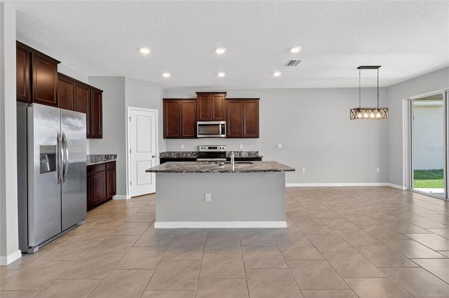 Furnished interior view inside a new home in Epperson, Wesley Chapel (Image 9). Furnished interior view inside a new home in Epperson, Wesley Chapel (Image 9).