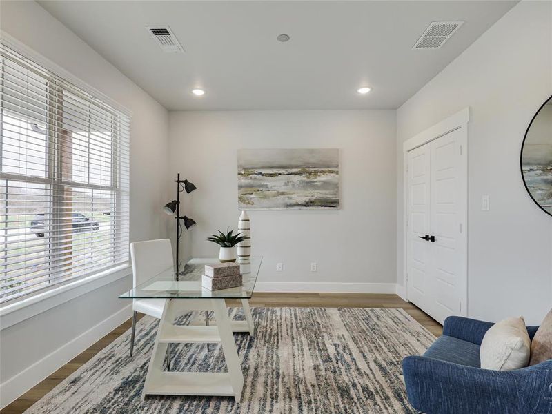 Furnished interior view inside a new home in , Sherman (Image 34).