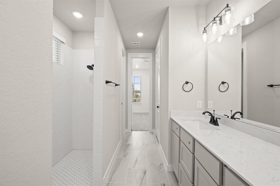 17_8776 Treeline- Primary SUite-3