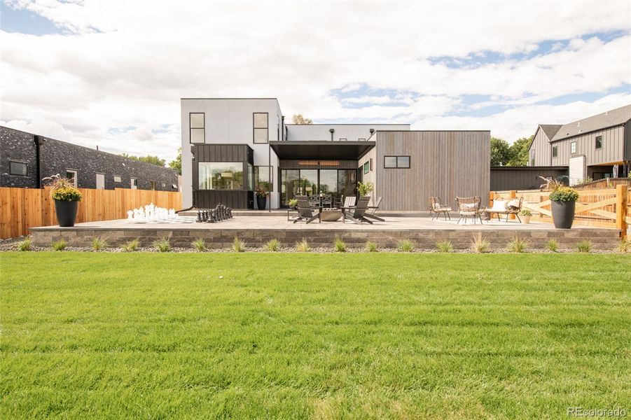 Exterior details and patio area of a home in , Wheat Ridge (Image 3).