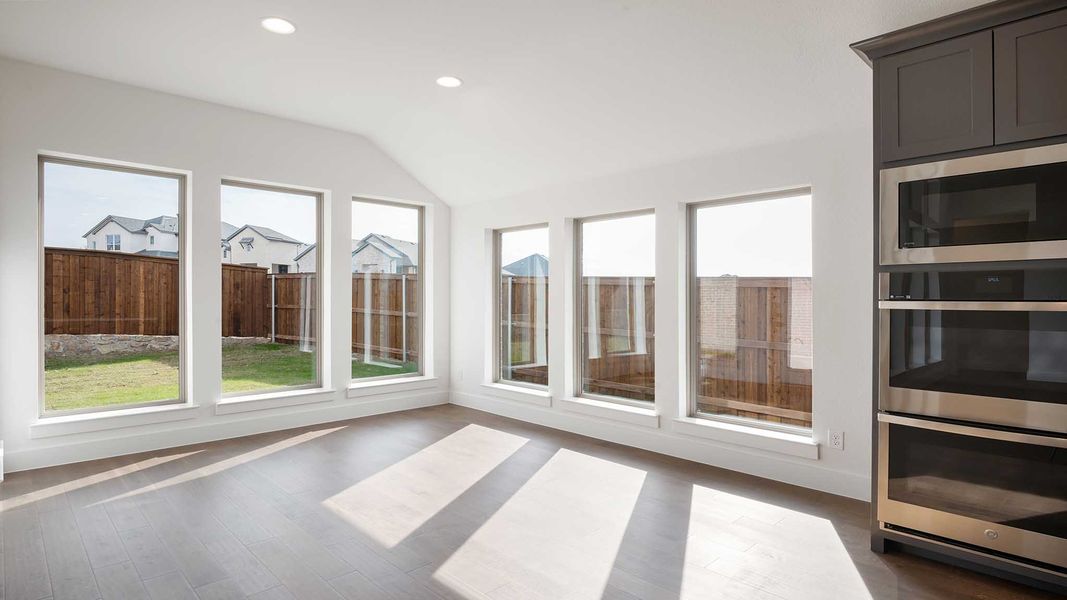 Spacious, unfurnished interior of a new home in Hillstead 60', Lavon (Image 24).