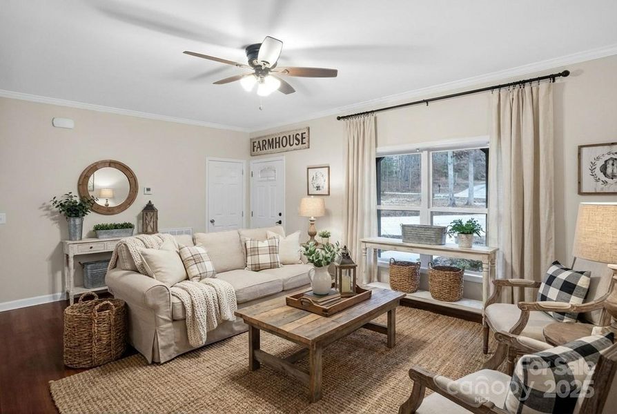 Furnished interior view inside a new home in , Statesville (Image 12).