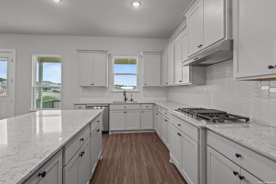 Furnished interior view inside a new home in Homestead, Schertz (Image 6).