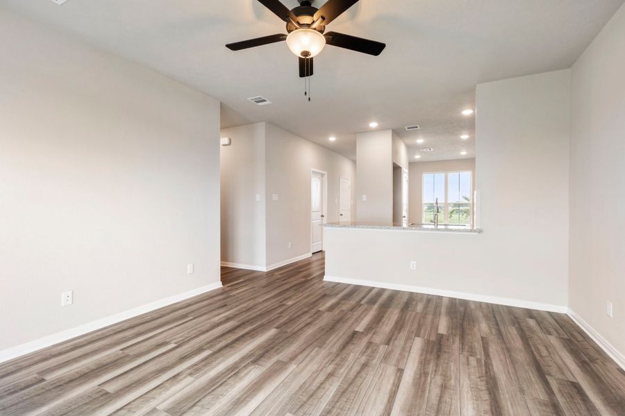 Representative unfurnished interior of a home built from the The 1363 by Stylecraft Builders in Arroyo Ranch, Seguin (Image 14). Representative unfurnished interior of a home built from the The 1363 by Stylecraft Builders in Arroyo Ranch, Seguin (Image 14).