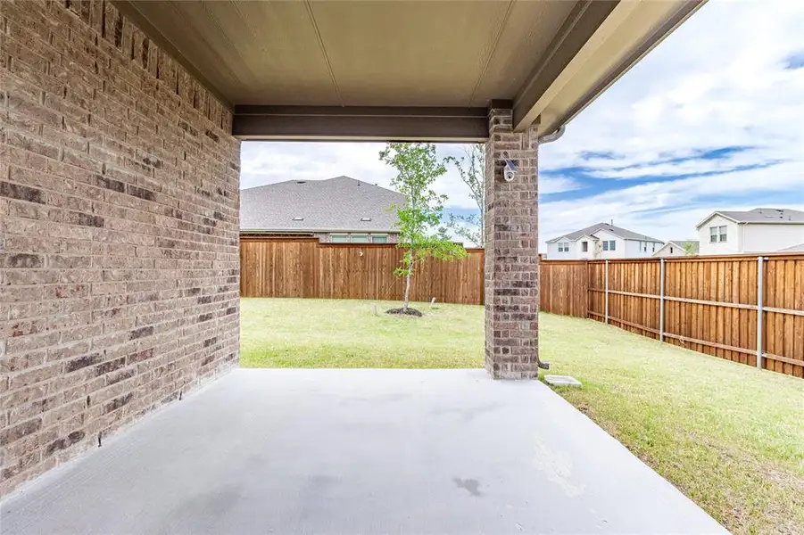 Exterior details and patio area of a home in , Celina (Image 3).