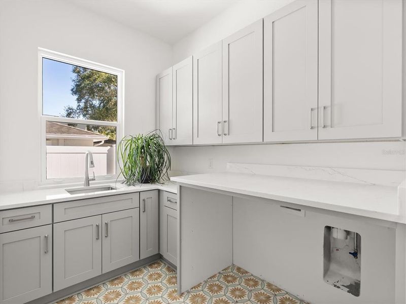 Furnished interior view inside a new home in , Orlando (Image 5).