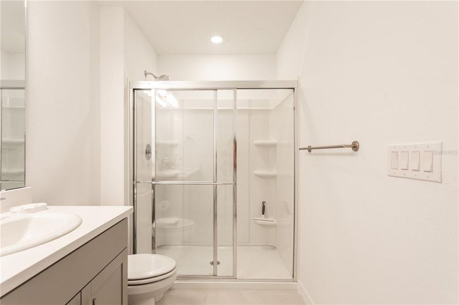 Furnished interior view inside a new home in , Sarasota (Image 46).