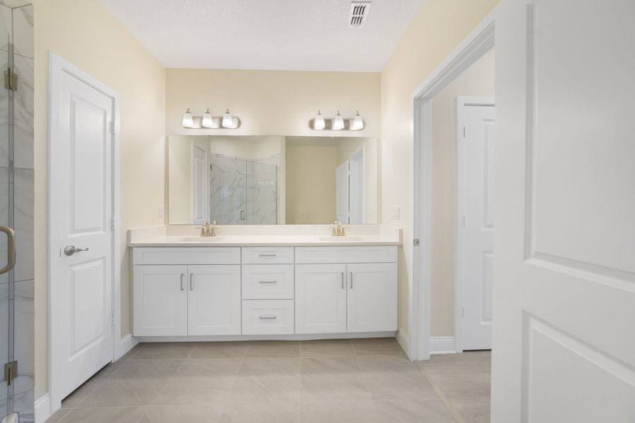 Furnished interior view inside a new home in Gatherings® of Lake Nona, Orlando (Image 7). Furnished interior view inside a new home in Gatherings® of Lake Nona, Orlando (Image 7).