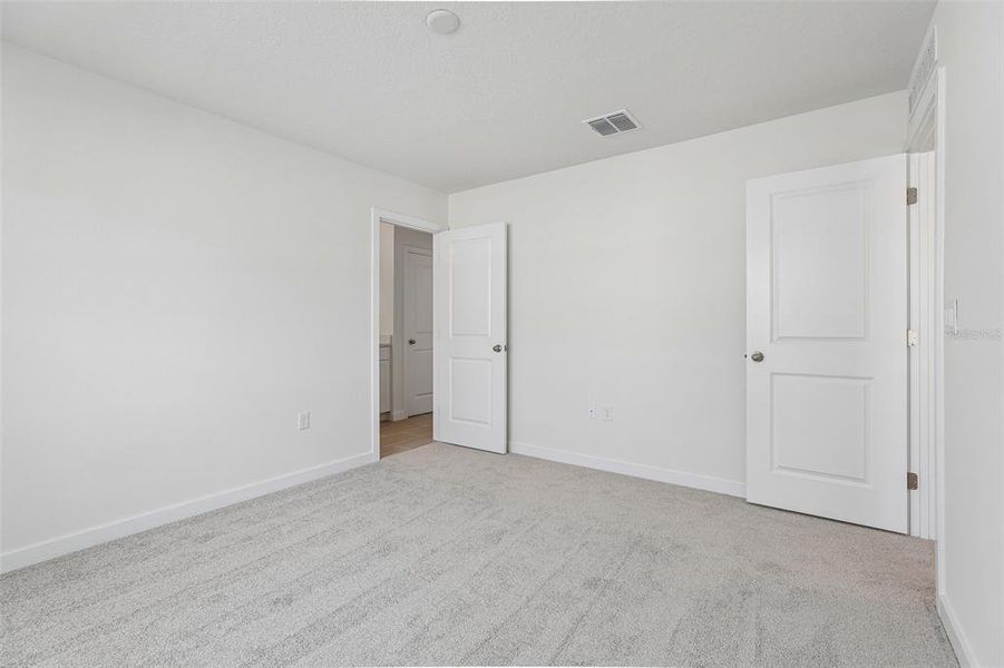 Spacious, unfurnished interior of a new home in Cyrene at Harmony, St. Cloud (Image 22). Spacious, unfurnished interior of a new home in Cyrene at Harmony, St. Cloud (Image 22).