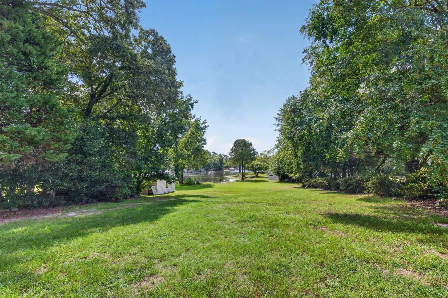 Natural landscape and outdoor views near in Summerton (Image 132). Natural landscape and outdoor views near in Summerton (Image 132).