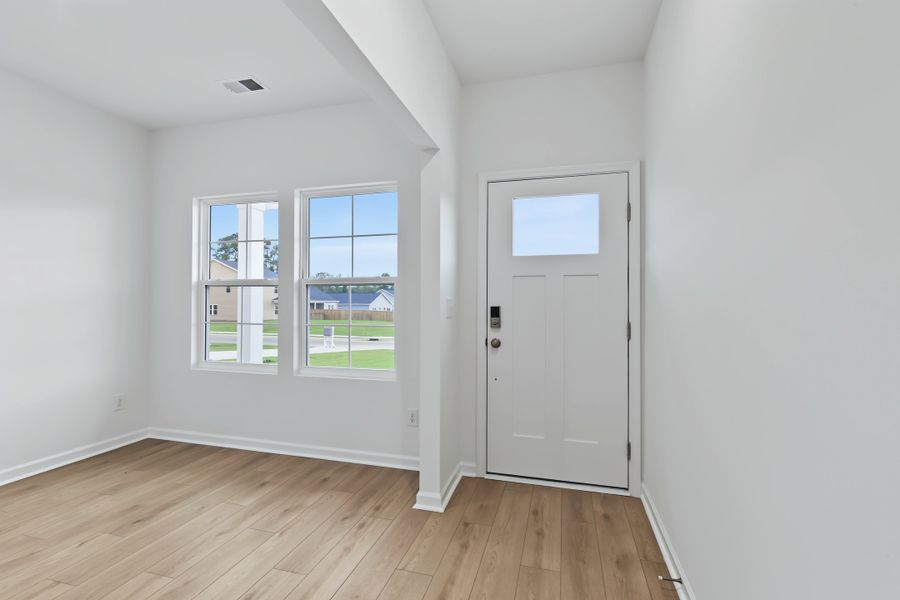 Spacious, unfurnished interior of a new home in Jordan Grove, Conway (Image 23).