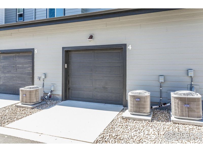 EXTERIOR GARAGE