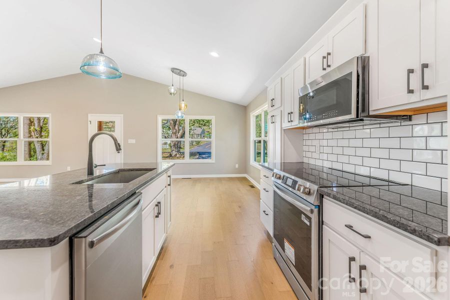 Brand new kitchen with luxury finishes