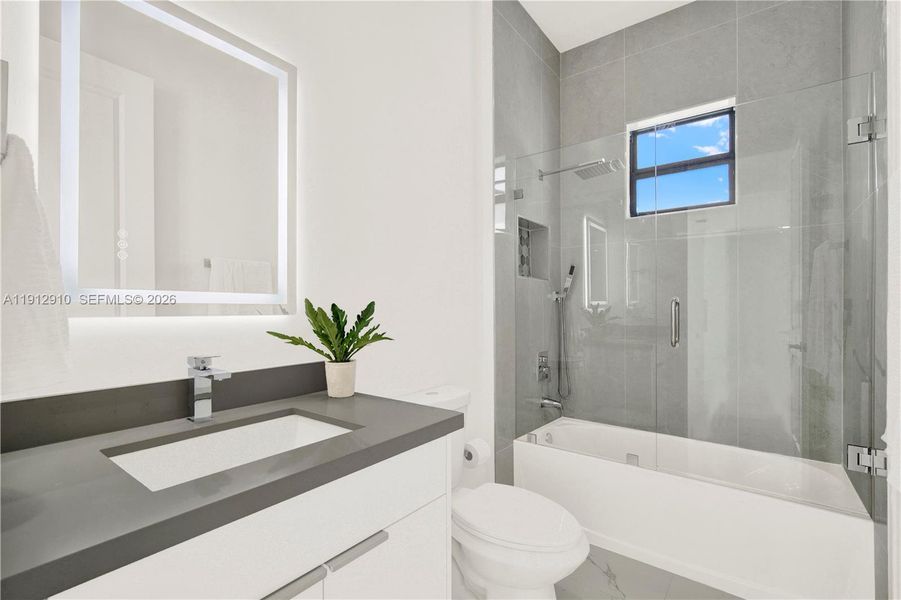 Furnished interior view inside a new home in , Lehigh Acres (Image 7).