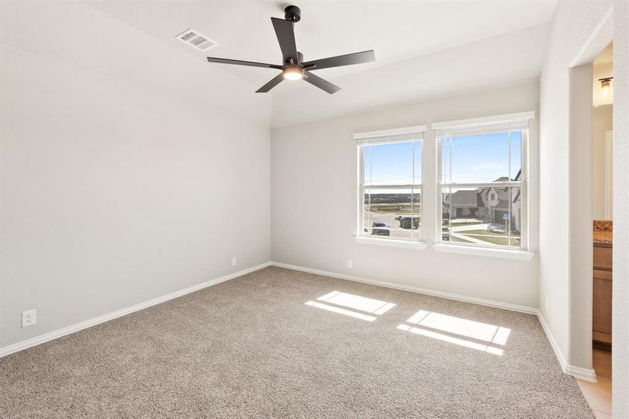 Spacious, unfurnished interior of a new home in Villages of Walnut Grove, Midlothian (Image 29). Spacious, unfurnished interior of a new home in Villages of Walnut Grove, Midlothian (Image 29).