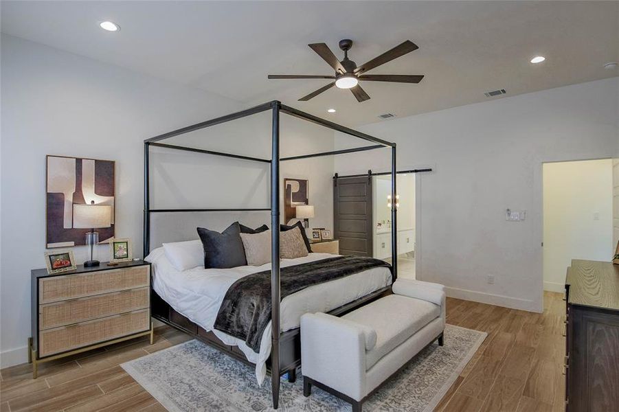 Furnished interior view inside a new home in , Granbury (Image 28).