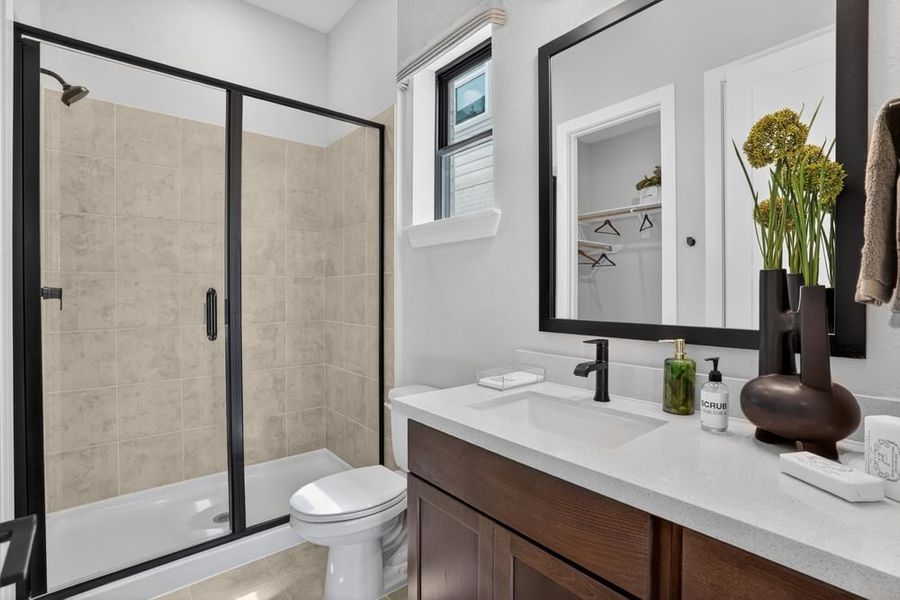 Representative furnished interior of a home built from the Vincent by Taylor Morrison in Ryehill, Rosenberg (Image 39).