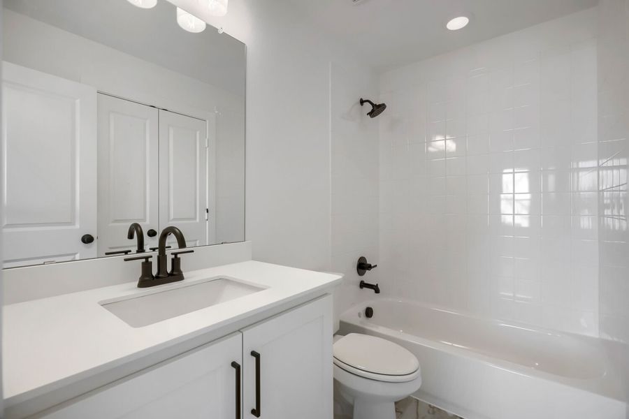 Representative photo of Plan 1647 - Secondary Bathroom Representative photo of Plan 1647 - Secondary Bathroom