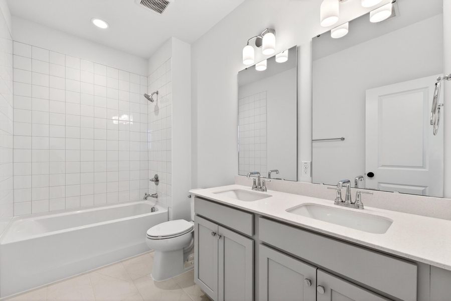 Furnished interior view inside a new home in , Summerville (Image 10).