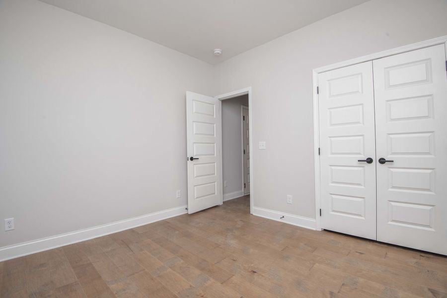 Spacious, unfurnished interior of a new home in Ivey Farms - The Grove Collection, Farragut (Image 28). Spacious, unfurnished interior of a new home in Ivey Farms - The Grove Collection, Farragut (Image 28).