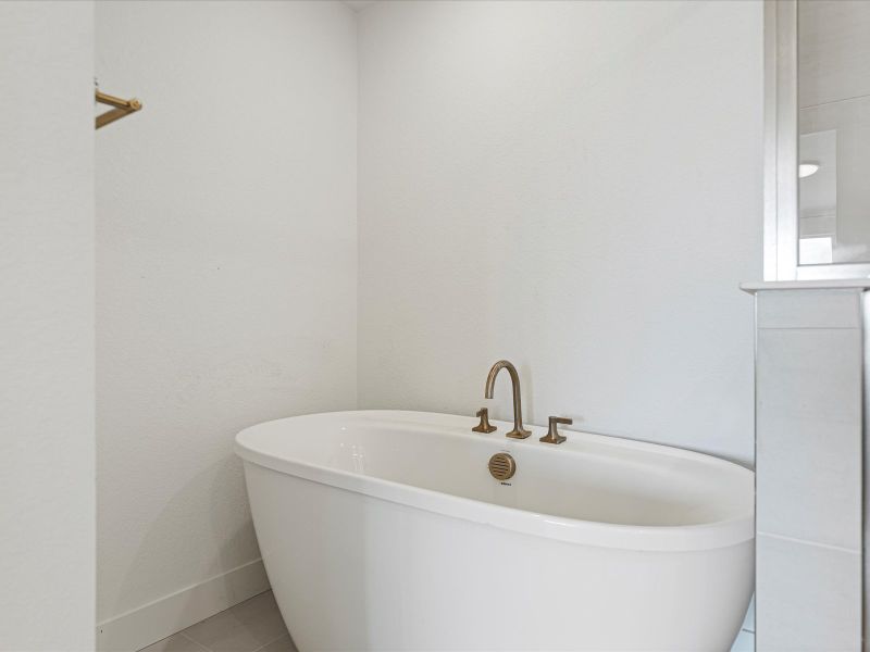 Close-up of interior finishes inside a home in Ascent at Inverness, Englewood (Image 14).