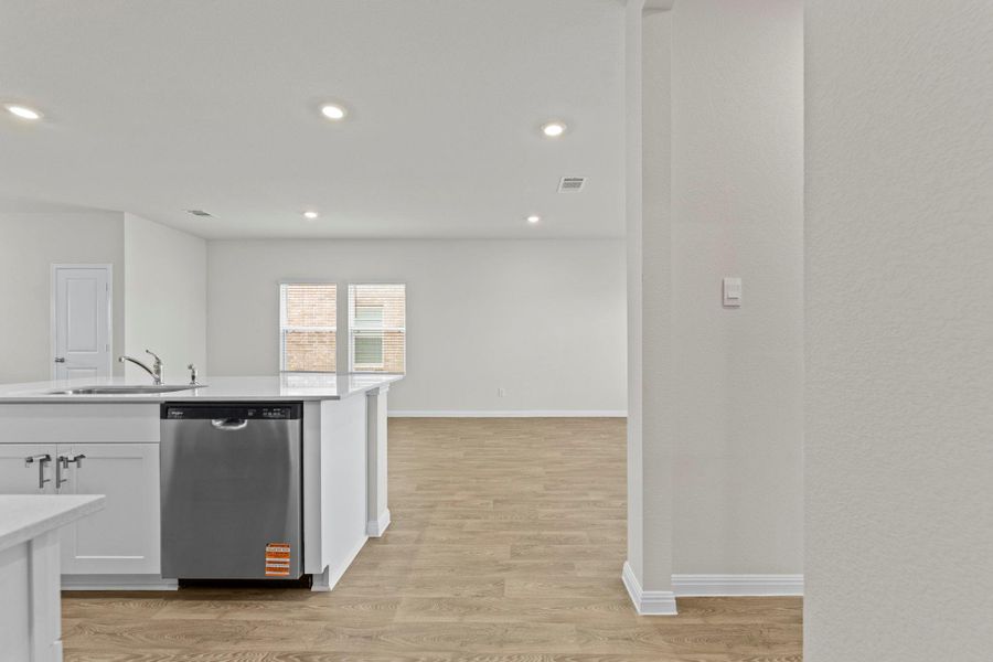 Spacious, unfurnished interior of a new home in Whisper South, San Marcos (Image 18).