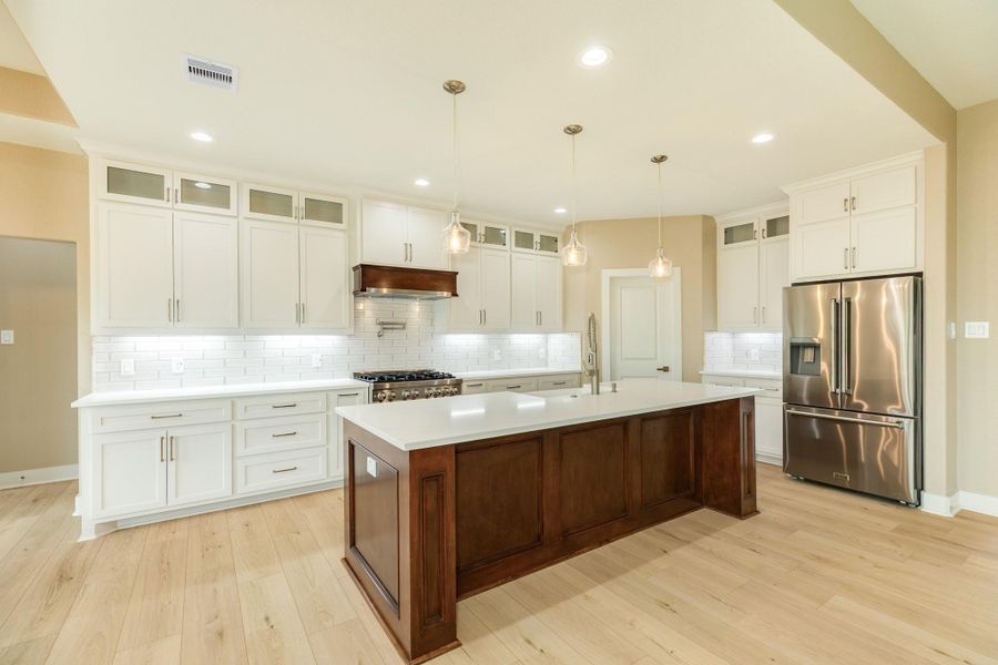 Furnished interior view inside a new home in , Richwood (Image 7).