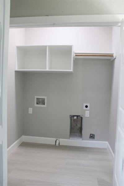 Spacious, unfurnished interior of a new home in , Houston (Image 23).