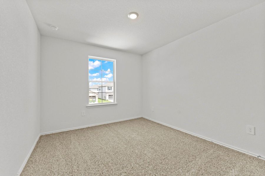Spacious, unfurnished interior of a new home in Palomino, Manor (Image 26).