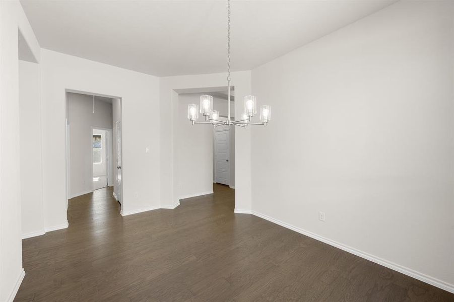 10345 Tapioca- Dining-2